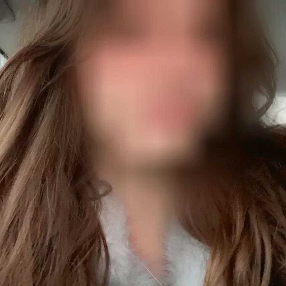 Josephine, 23