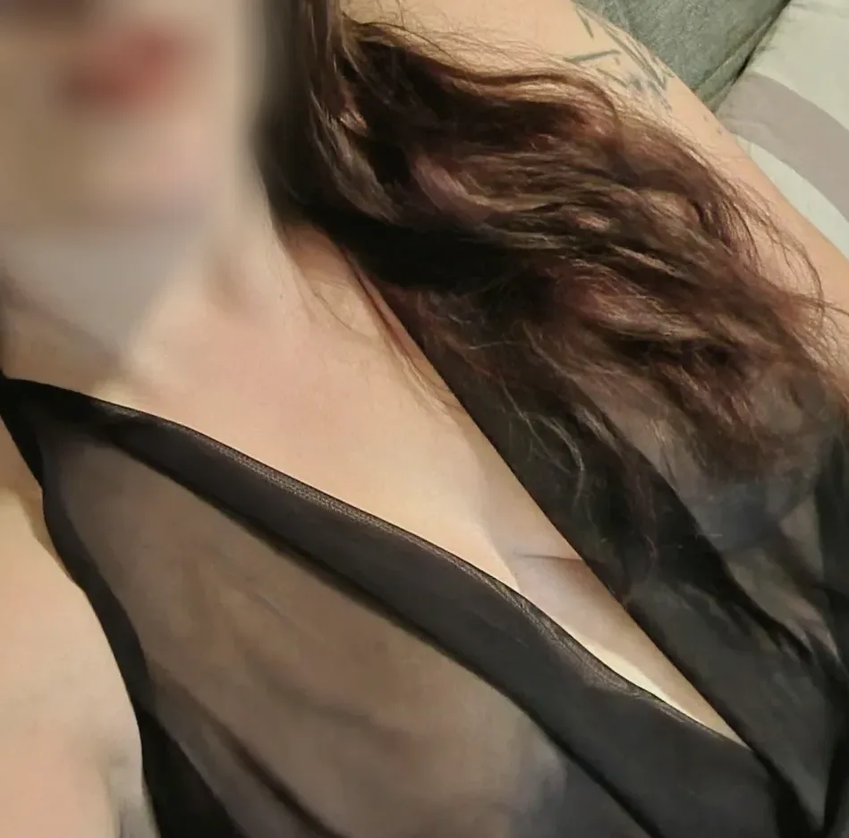 Thea, 31